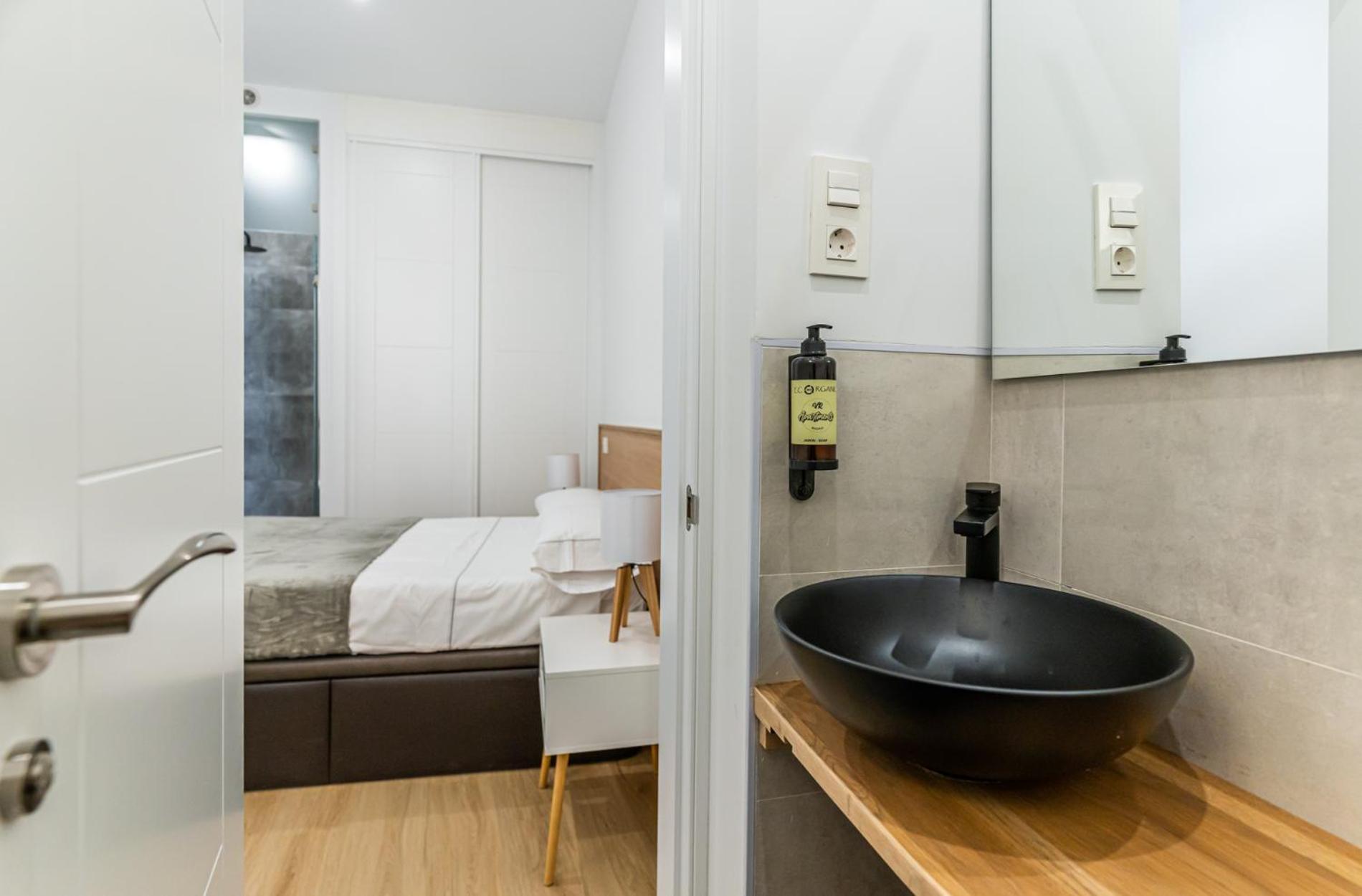 Vr Jeronima Apartments Мадрид Екстериор снимка