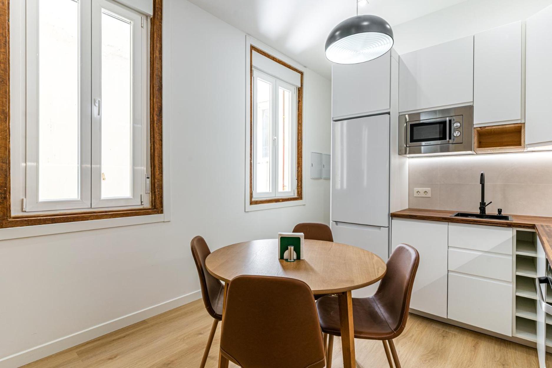 Vr Jeronima Apartments Мадрид Екстериор снимка
