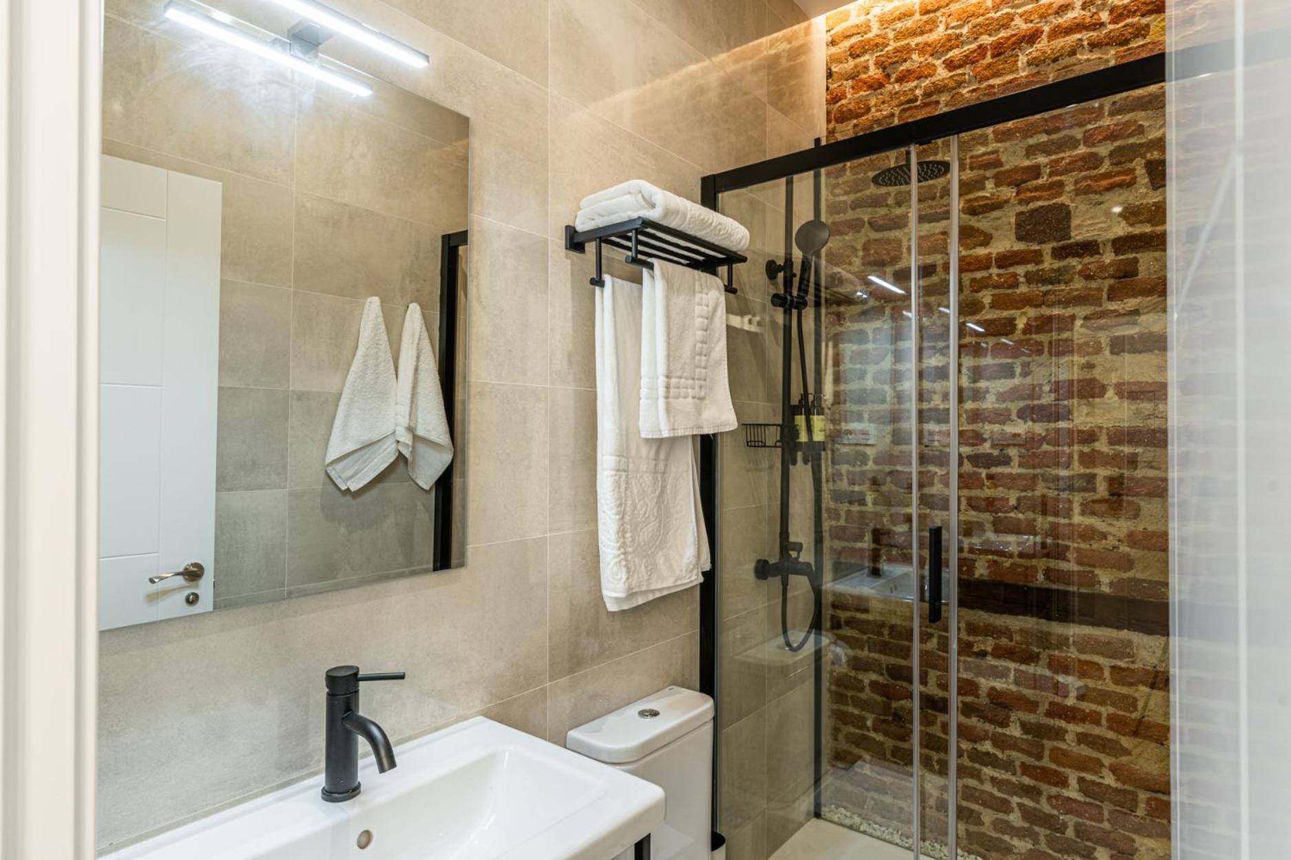 Vr Jeronima Apartments Мадрид Екстериор снимка