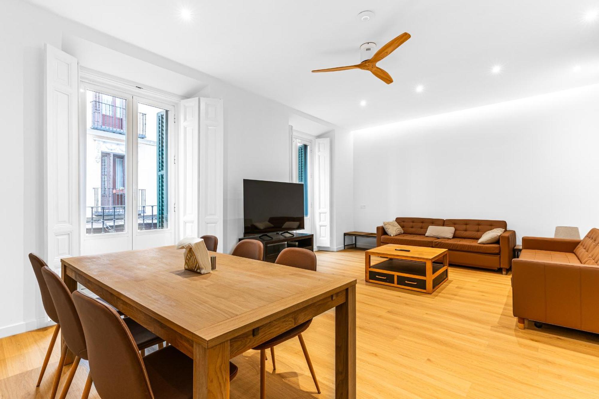 Vr Jeronima Apartments Мадрид Екстериор снимка