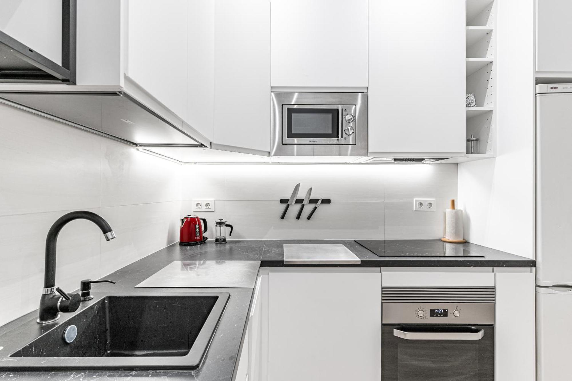 Vr Jeronima Apartments Мадрид Екстериор снимка