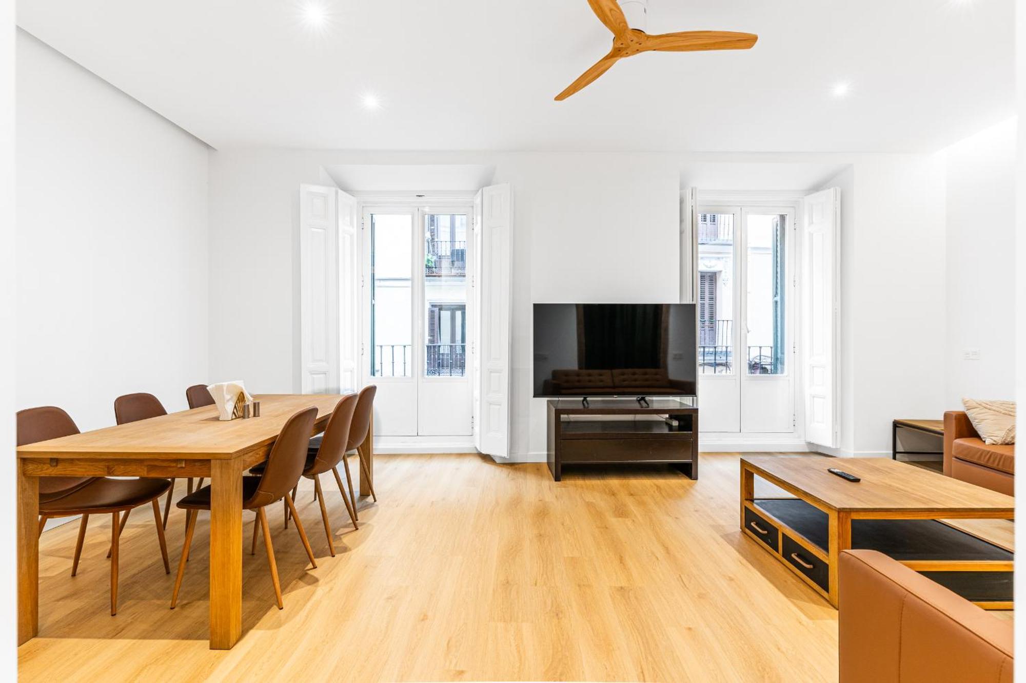 Vr Jeronima Apartments Мадрид Екстериор снимка
