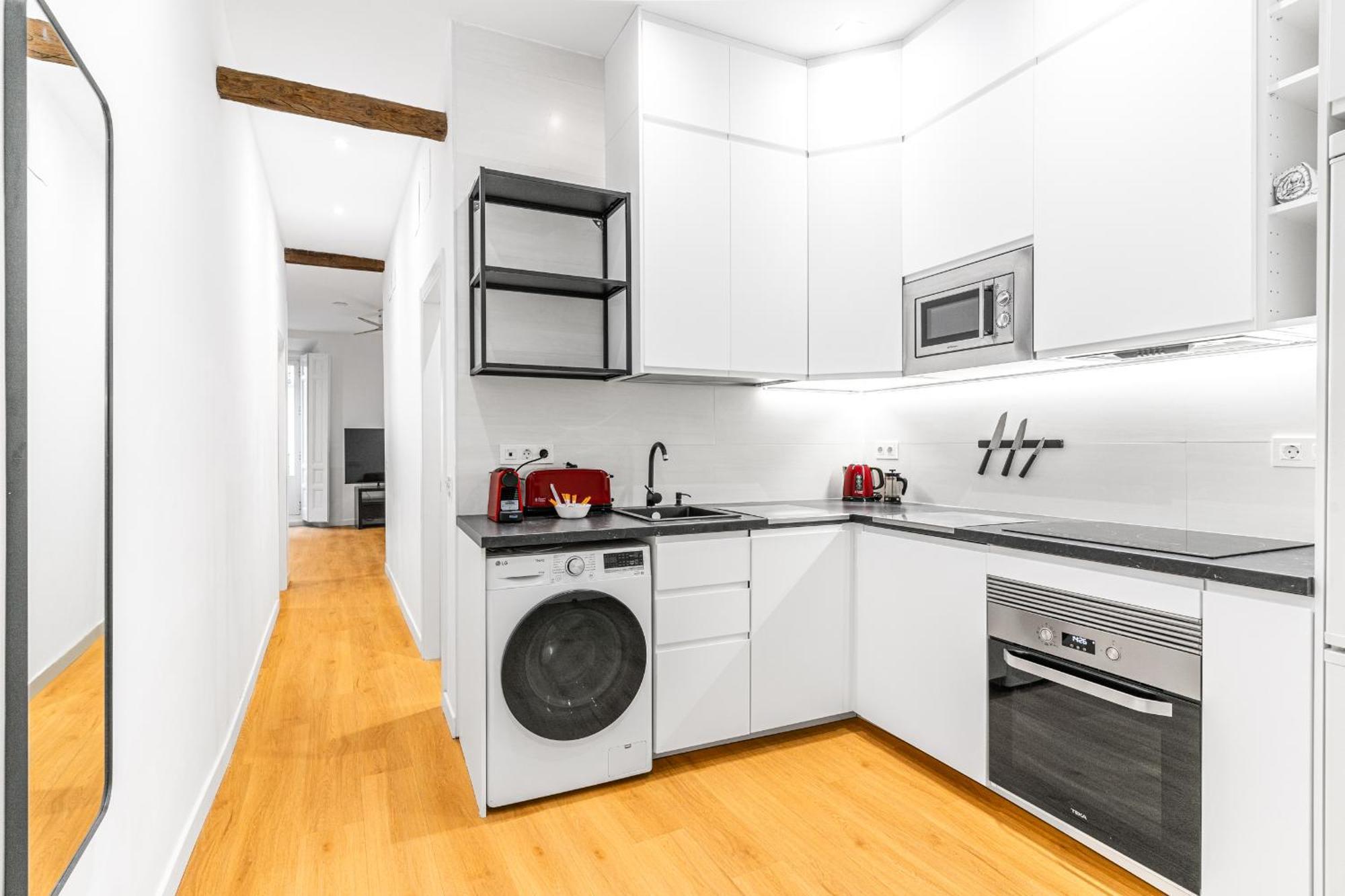 Vr Jeronima Apartments Мадрид Екстериор снимка