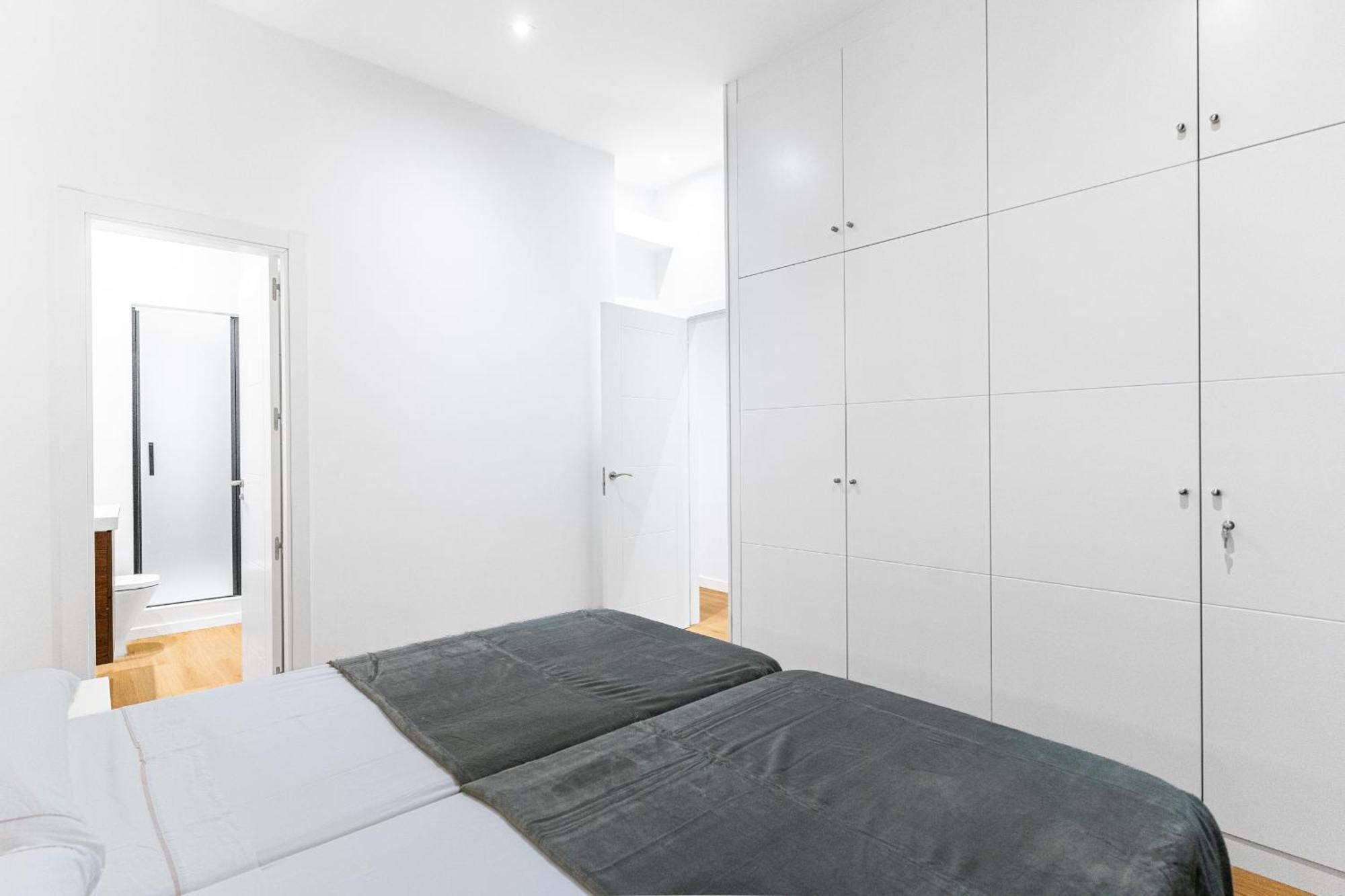 Vr Jeronima Apartments Мадрид Екстериор снимка